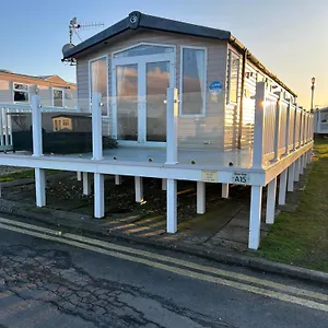 3 Bedroomed Caravan With Amazing Sea Views! , Scarborough United Kingdom